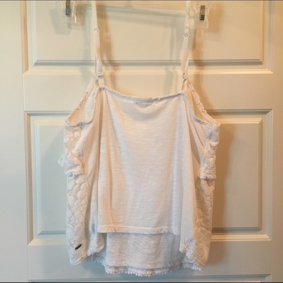 White lace style top - Picture 2 of 2