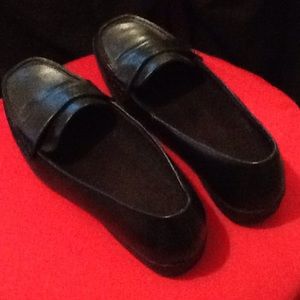 Black high comfort shoes