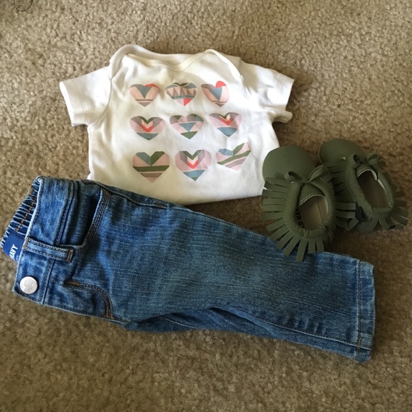 Old navy set for baby girl