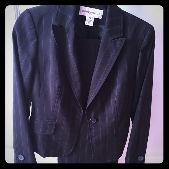 Jones New York pant suit