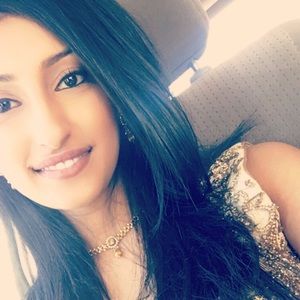 Meet your Posher, Nicole