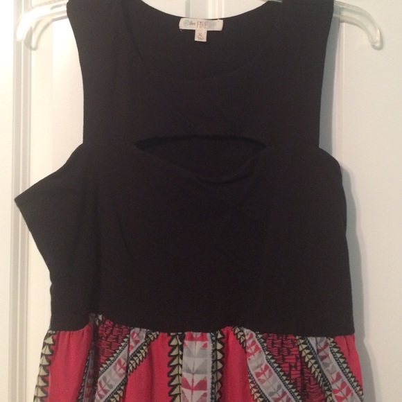 Fun but modest dress for all occasions! - Picture 2 of 3