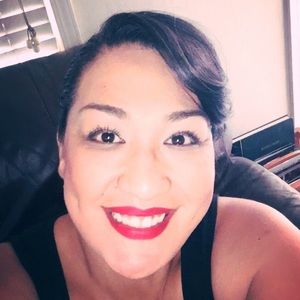 Meet your Posher, Lorena