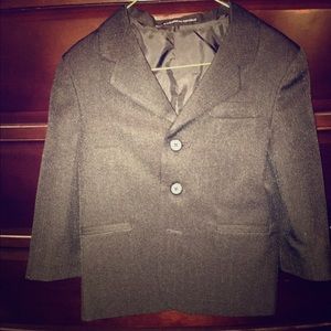 Boys black suit size 4, worn once