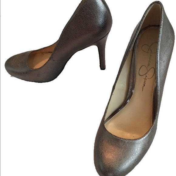 Jessica Simpson Pewter Heels