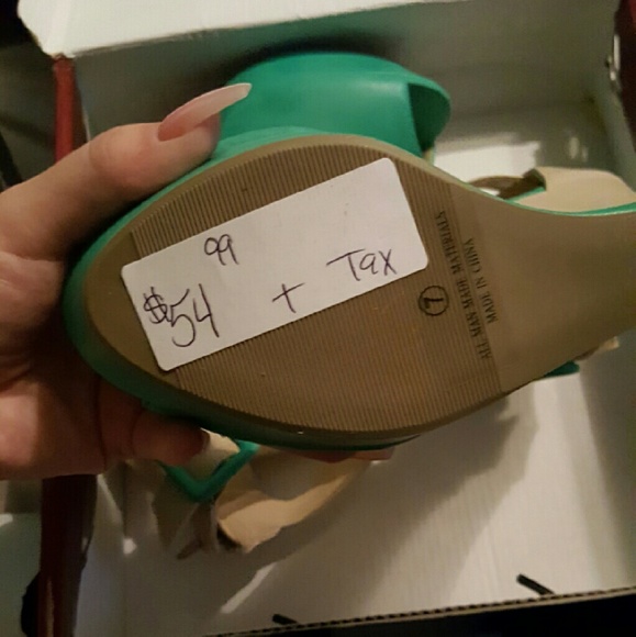 Shoes - Picture 2 of 3