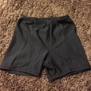 Black under armor spandex