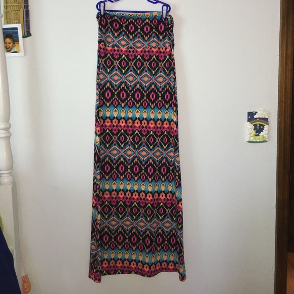 Tribal Print Maxi Skirt