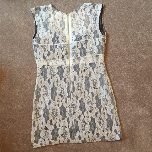 NWOT white/cream lace dress - Picture 3 of 4