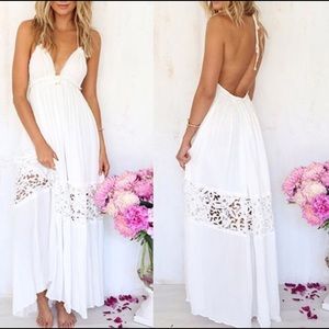 Brand new, never wore, beautiful dress.🌻