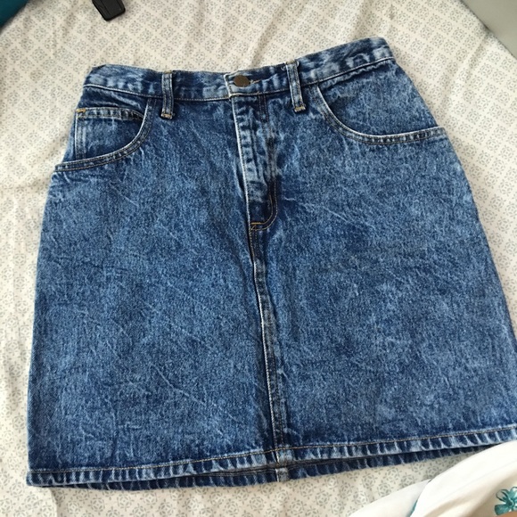 Authentic Vintage Guess Denim Skirt