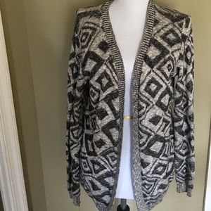 Geometric Sweater ‼️LAST CALL‼️