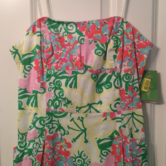 Lilly Pulitzer dress in Mariposa print! - Picture 2 of 3
