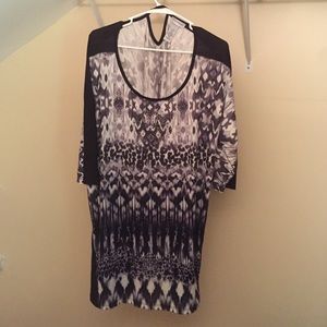 3-quarter length scoop print t.