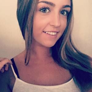 Meet your Posher, Alicia