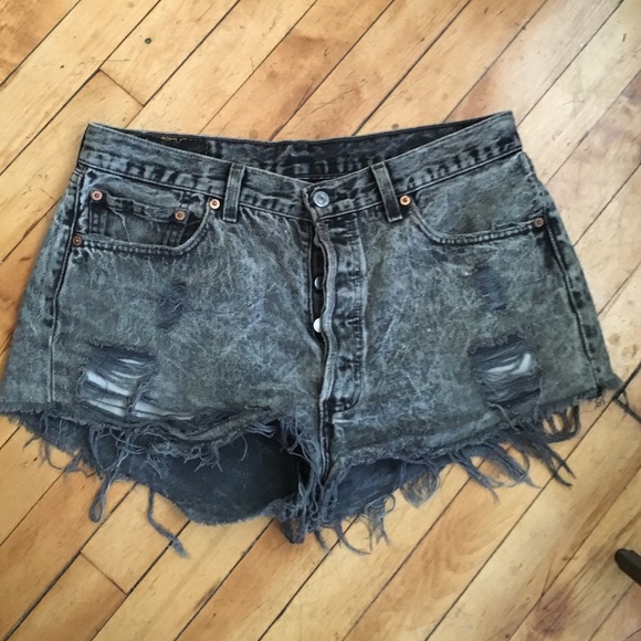 Acid Washed Destroyed Levis
