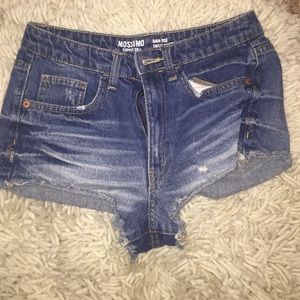 Jean short shorts