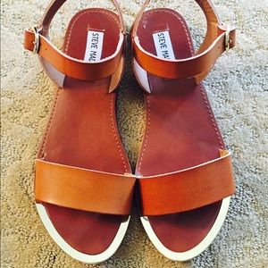 Steve Madden leather sandals brown w gold trim