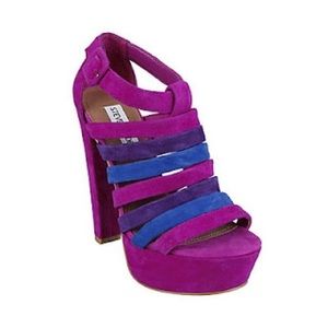 Steve Madden Multi heel