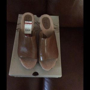 b.o.c Wedge Sandal NWT