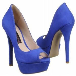 Steve Madden Blue peeptoe platform heel