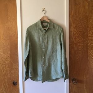 Banana Republic men's linen shirt