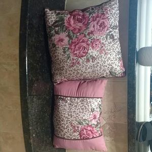 Accent Pillows