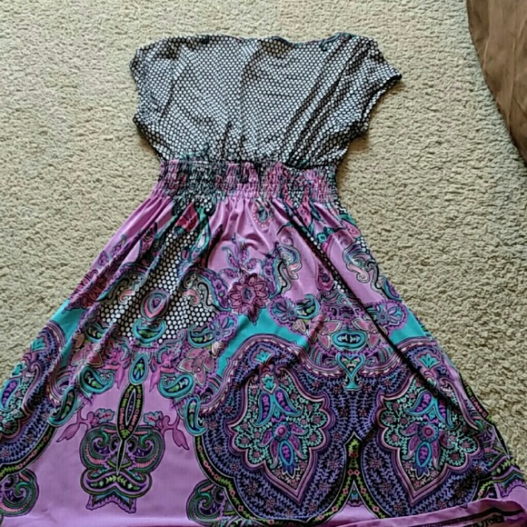 SOLD Psychedelic V-neck dress - Picture 4 of 4