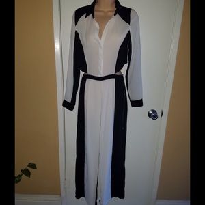 Pant suit black and white