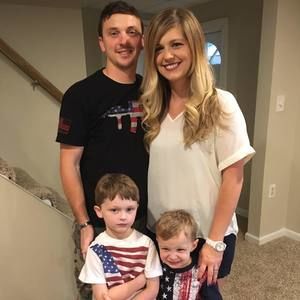 Meet your Posher, Kelly