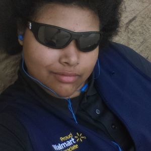 Meet your Posher, Annie