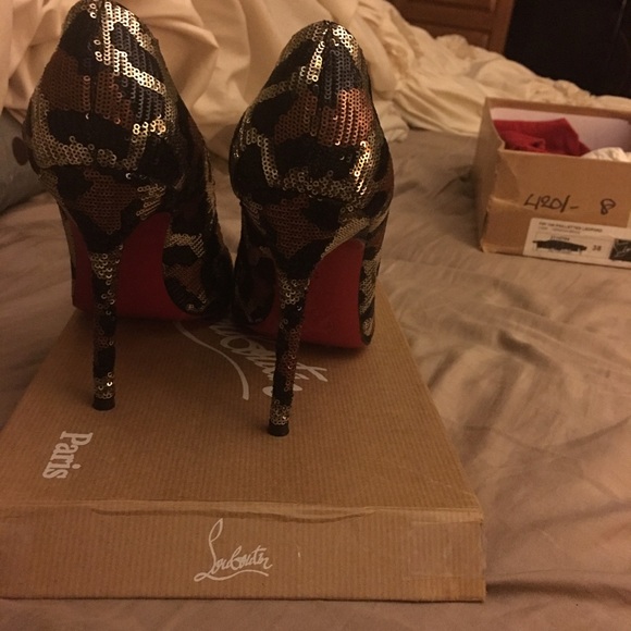 Leopard print sequin louboutins - Picture 3 of 4