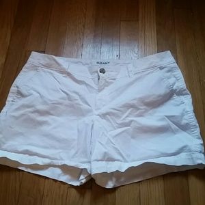 White Old Navy shorts