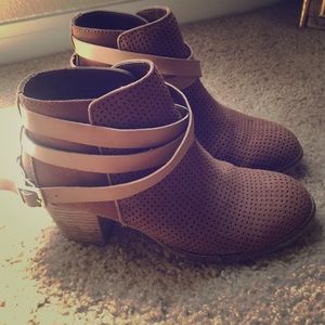 Dolce vita Java bootie