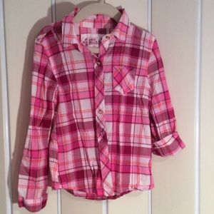 Hold for Latanya EUC button up shirt bundle