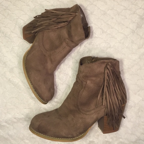 Faux suede fringe booties