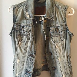 Abercrombie studded vest