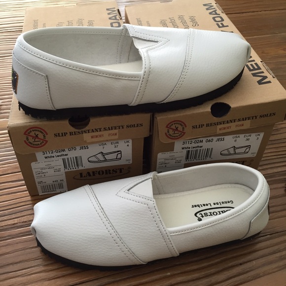 laforst slip resistant shoes