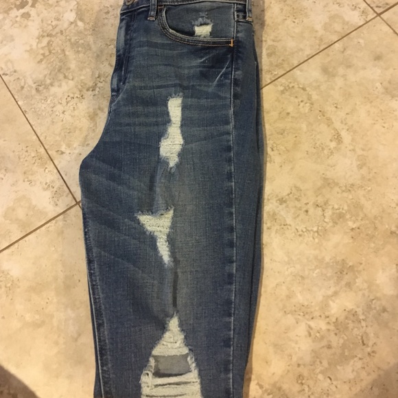 high waisted ripped skinny jeans