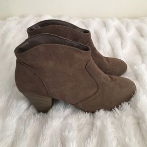 Faux Suede Western Ankle Boots