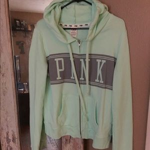 Full zip up jacket 😍