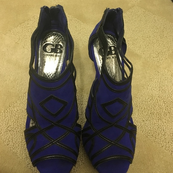 Royal blue heels platform