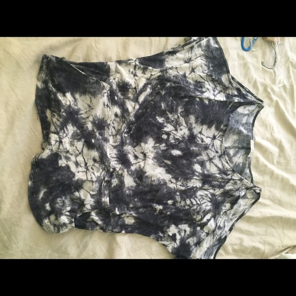 Make an offer: Fun tie dye cutout at shoulder top.