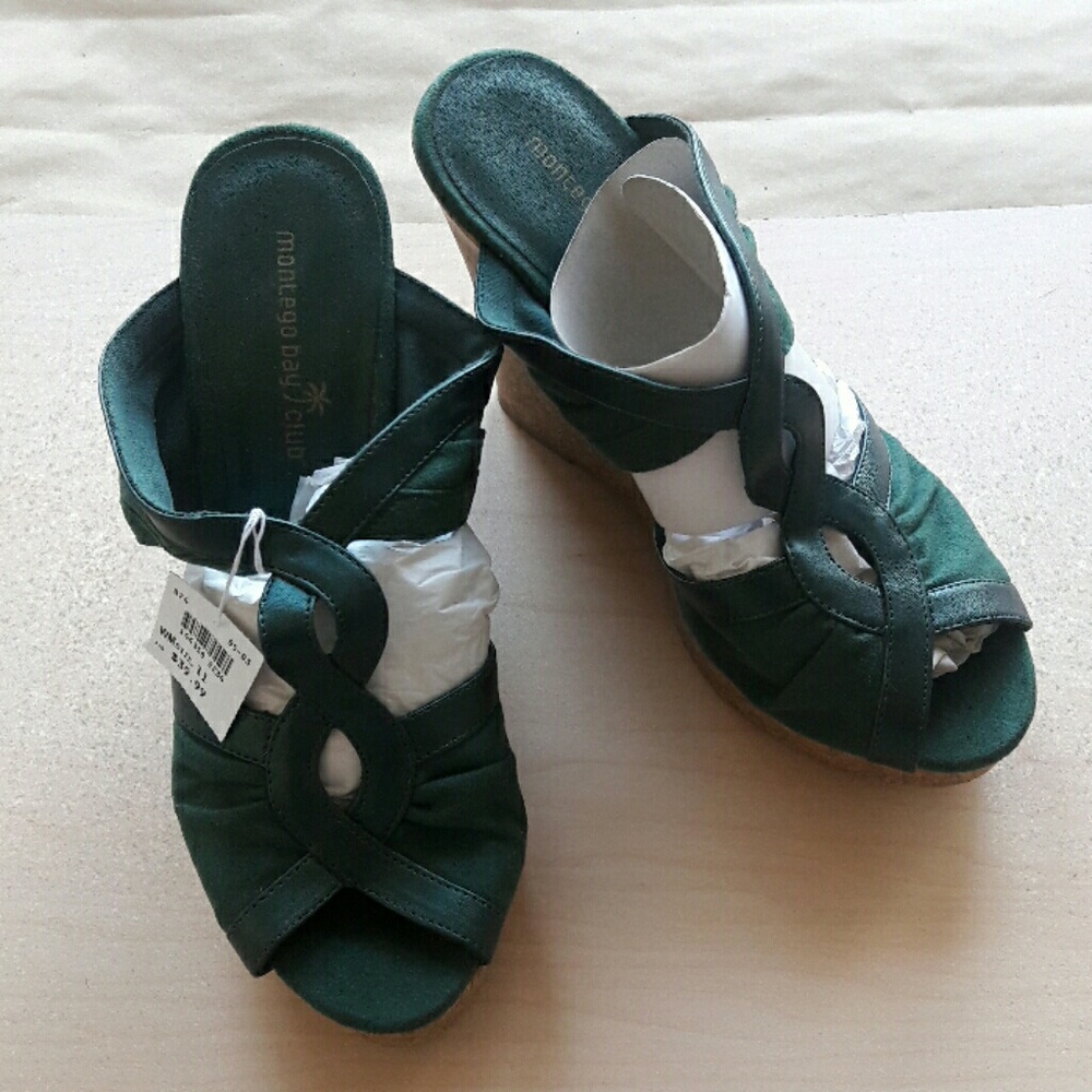Valentina by Montego Bay Club- Size 11