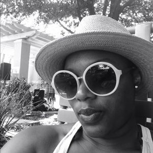 Meet your Posher, Tiesha