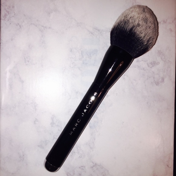 Marc Jacobs Beauty The Bronze - Bronzer Brush #12