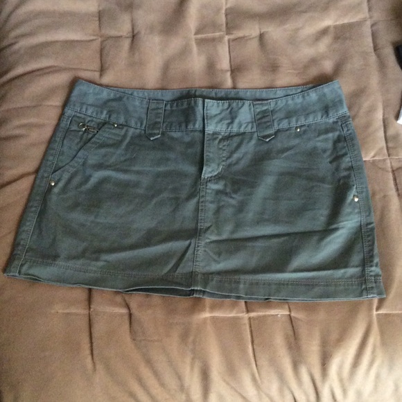 Express khaki green skirt sz 8