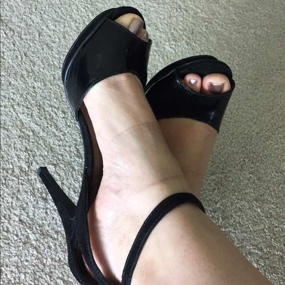 Secy peep toe platform heels