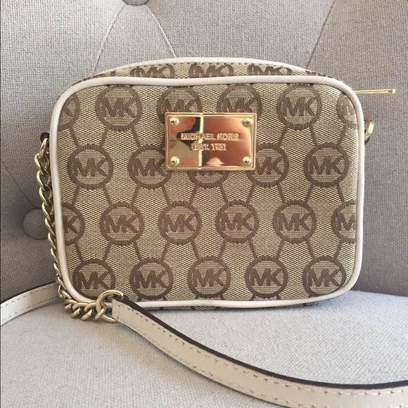 Michael Kors 'Jetset Travel' Cossbody Bag