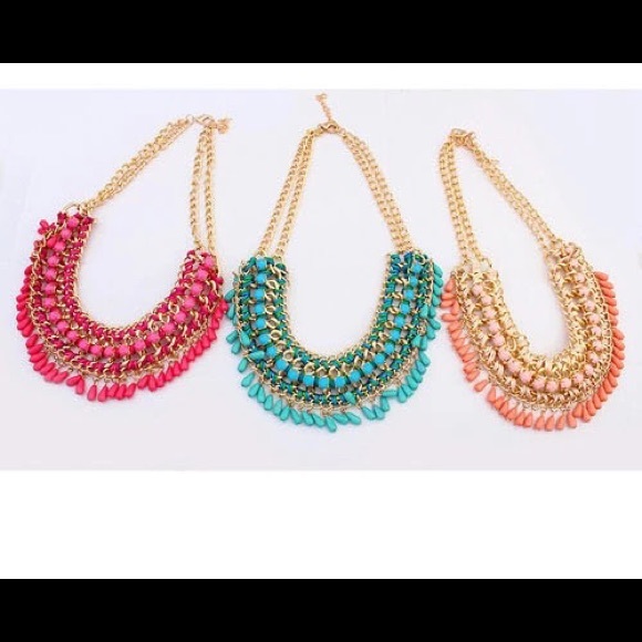 • Dark Pink Boho Bead Necklace • - Picture 2 of 3